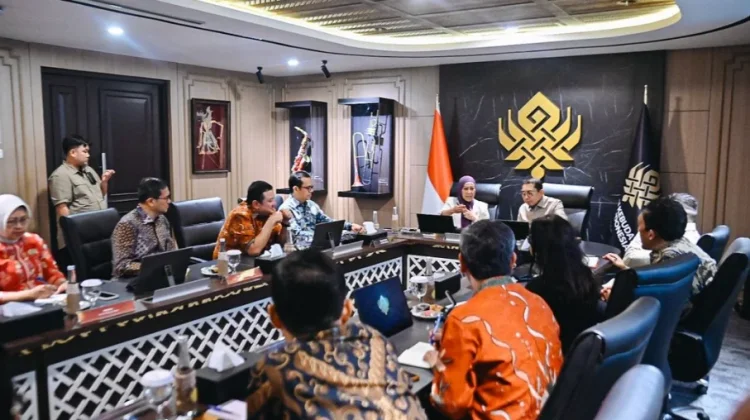 Komdigi Dorong Ekonomi Digital yang Tetap Berakar pada Budaya