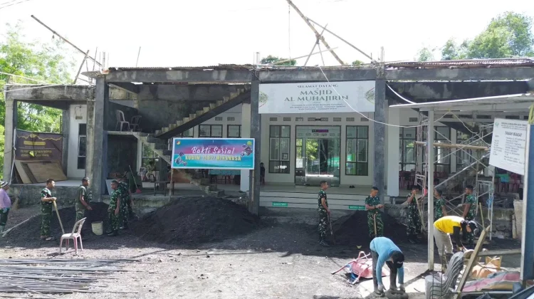 Kodim 1302/Minahasa Gelar Bakti Sosial dan Karya Bakti di Masjid Al-Muhajirin