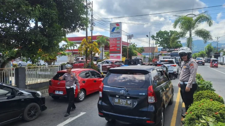 Satlantas Polres Kotamobagu Tindak Lanjuti Laporan Antrean BBM di SPBU Matali