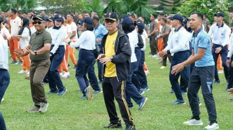 Wakapolda Sulut Hadiri Olahraga Bersama di Kodam XIII/Merdeka