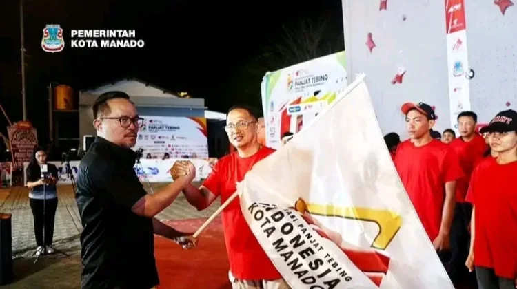 Donald Sambuaga Pimpin Panjat Tebing Manado