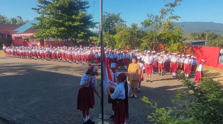 Tahun Ajaran Baru, Pelaksanaan MPLS di SD Negeri Watutumou II Dimulai
