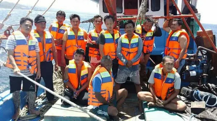 KM Koxinga Tenggelam di Perairan Kema, Seluruh ABK Selamat