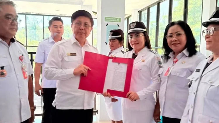 Pelantikan Penjabat Hukum Tua, Sesca Korompit Pimpin Wanua Kaima