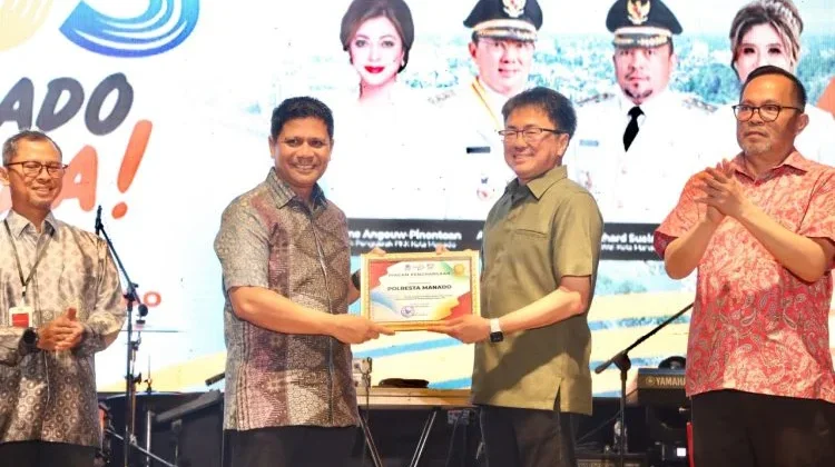 Polresta Manado Terima Penghargaan dari Pemkot Manado