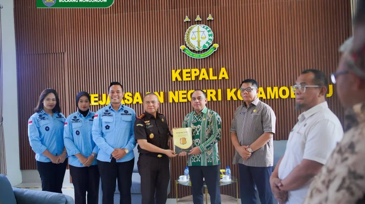 Pemkab Bolmong Terima 4 Dokumen Legal Opinion dari Kejari Kotamobagu