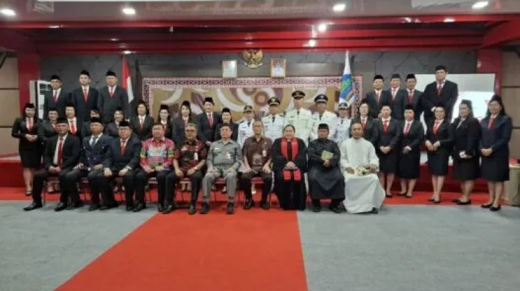 Pemkab Minut Lantik 31 Pejabat Administrator dan Pengawas