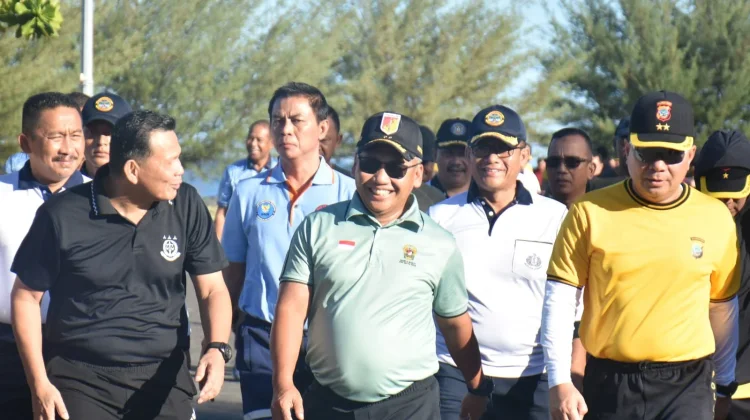 Pangdam Merdeka dan Forkopimda Sulut Olahraga Bersama di Megamas