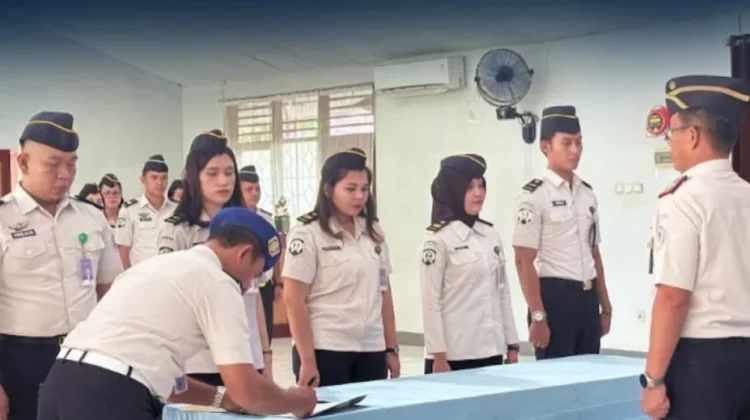 Kakanwil Haposan Silalahi Lantik Lima Pejabat Fungsional Kanwil Ditjenpas Sulut