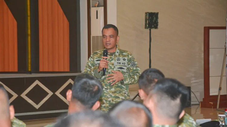 Prajurit Kodam XIII/Merdeka Terima Penyuluhan Hukum
