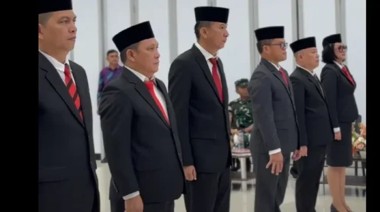 Bupati Minahasa Lantik Enam Pejabat Pimpinan Tinggi Pratama