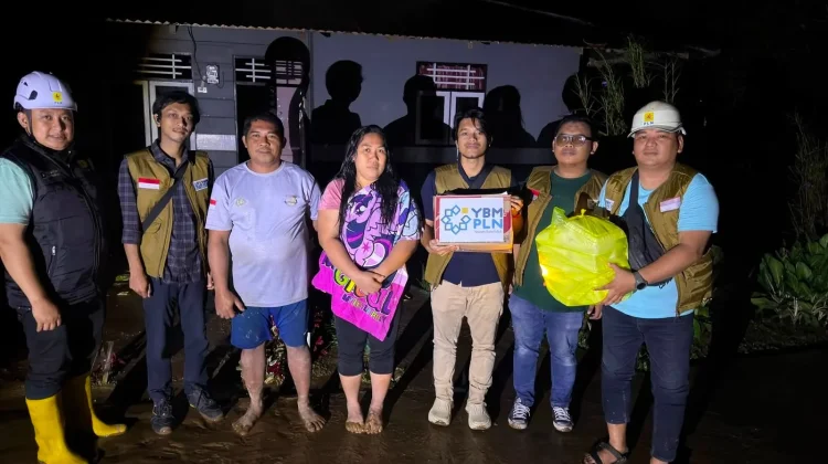 YBM PLN Salurkan Bantuan Korban Banjir dan Longsor di Tamako Sangihe