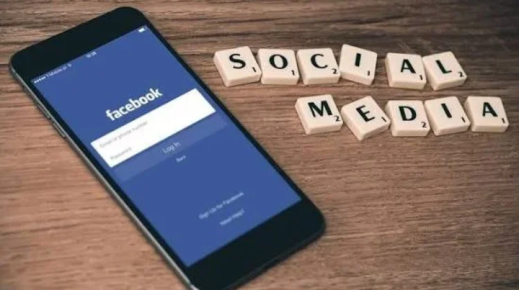 Media Sosial Sarana Penting dalam Komunikasi, Edukasi, Sumber Informasi