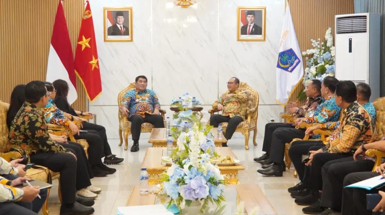 Gubernur YSK Bahas Permasalahan PFDs di Sulut dengan Dirjen AHU