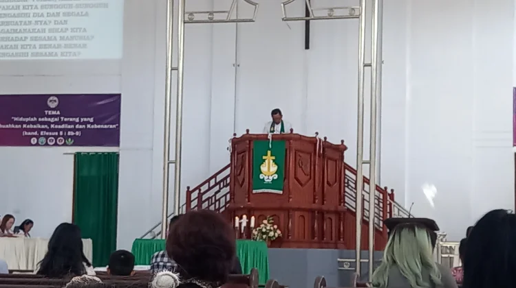 Pergilah dan Jangan Berbuat Dosa Lagi Pesan Ibadah Minggu