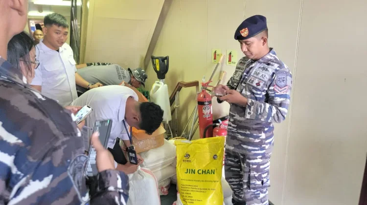 TNI AL Gagalkan Pengiriman 300 Kg Sianida Ilegal Melalui Jalur Laut ke Gorontalo