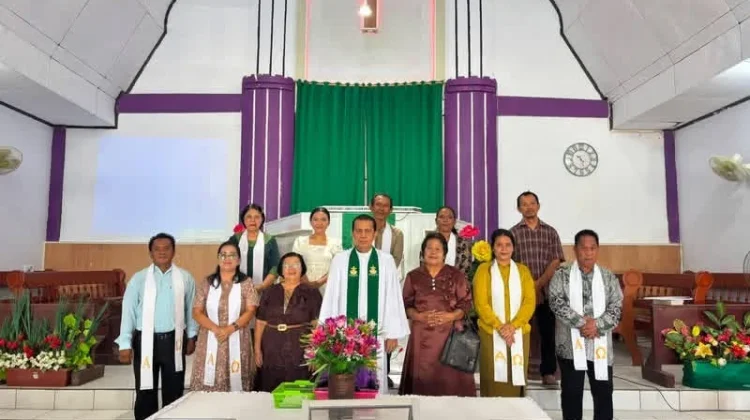 Pengucapan Syukur Perkuat Iman Jemaat GMIM Petra Poopoh