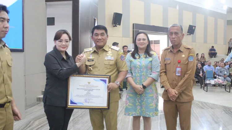 Tomohon Raih Juara I Kategori Digital dalam Lomba Inovasi Adminduk