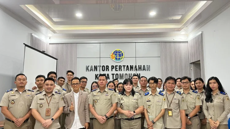 Pegawai Kantah Tomohon Ikuti Ibadah Oikumene