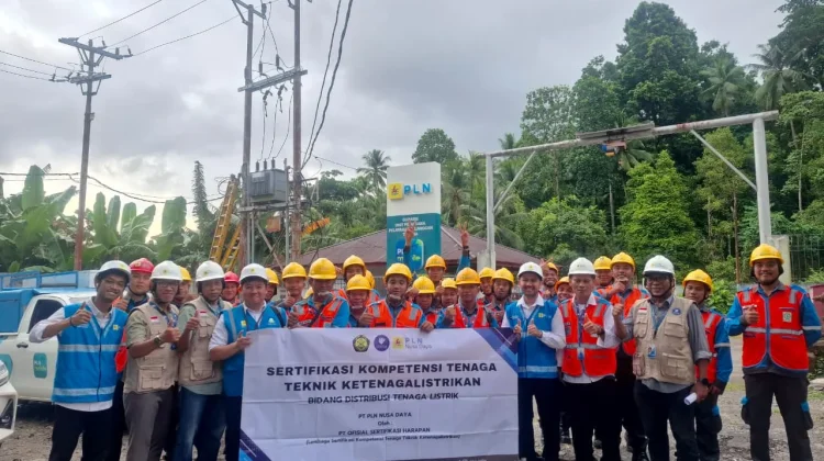 PLN Nusa Daya Perkuat SDM Kompeten melalui Sertifikasi 176 Tenaga Ahli Daya