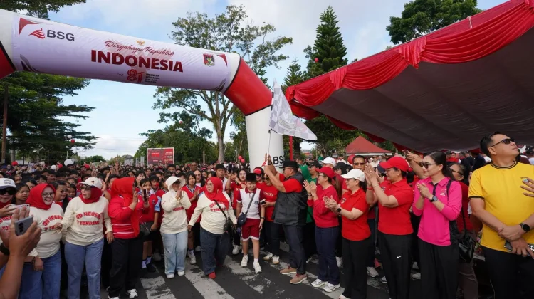 Bupati Minahasa Buka Semarak HUT Ke-81 RI, Ribuan Warga Ikuti Jalan Sehat