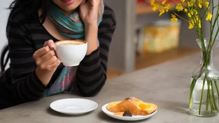 Efek Samping Minum Kopi Terlalu Banyak