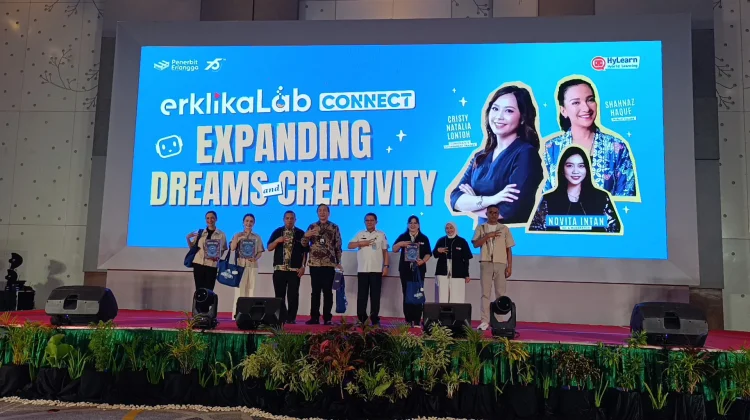 Erlangga Perkenalkan Erklika Lab di Manado, Dorong Pembelajaran Hybrid