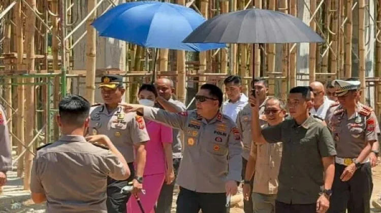 Kapolda Sulut Tinjau Pembangunan Satpas Polres Minsel, Pastikan Pelayanan SIM