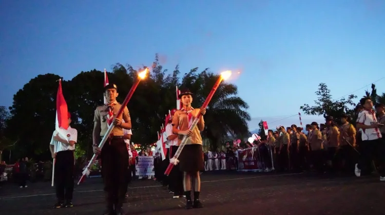 Taptu dan Pawai Obor Minahasa Kobarkan Semangat Kebangsaan