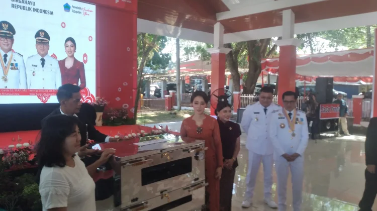 Semarak HUT ke-81 RI, Pemkab Minut Gelar Jamuan Kenegaraan dan Serahkan Bantuan