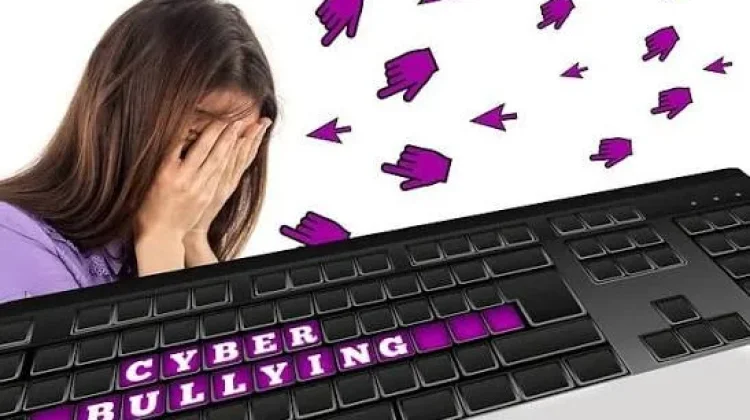 Perundungan Siber Ancaman bagi Kesehatan Mental Remaja Putri