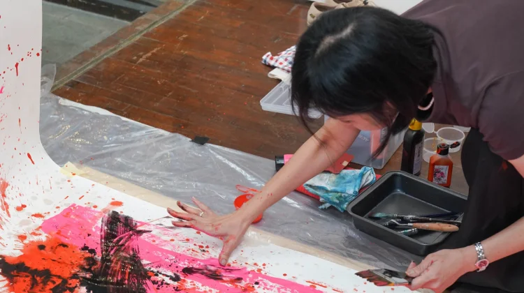 Pameran Bertajuk "Right Time", Seni yang Menemukan Waktu