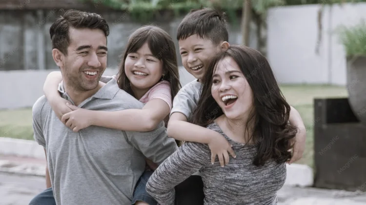 Cara Membangun Keluarga Sehat, Harmonis, dan Bahagia