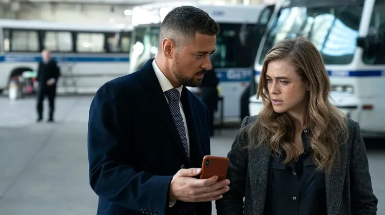 Serial Spinoff Manifest 'Arrivals' Resmi Digarap Netflix