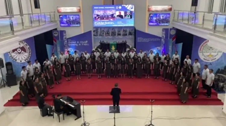 Lomba Paduan Suara Wilayah Langowan Dua, Satukan Suara untuk Kemuliaan Tuhan
