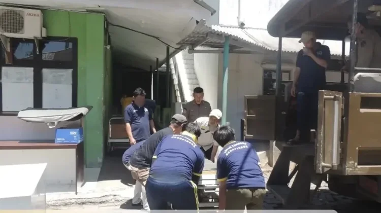 WBP Lapas Tondano Bantu Pemindahan Fasilitas RSUD Sam Ratulangi ke Gedung Baru