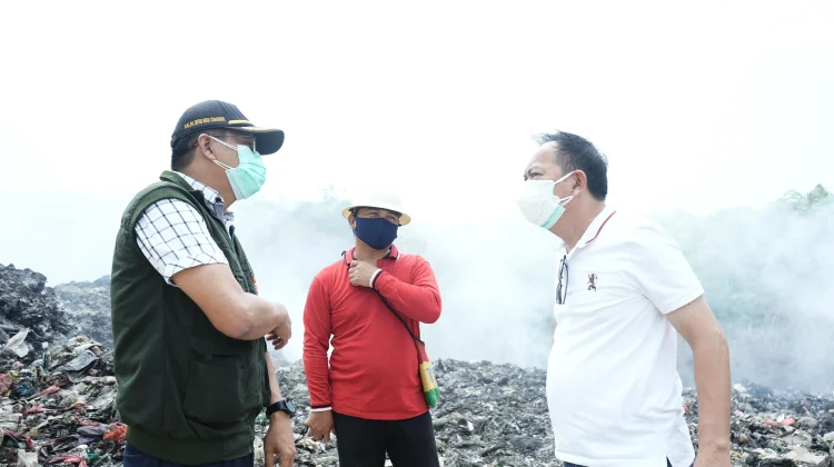 Senduk Tinjau Lokasi Karhutla di TPA Taratara