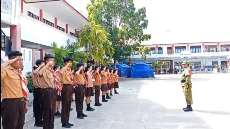 Pramuka SMA Katolik Aquino Amurang Dibekali PBB dan Bela Negara
