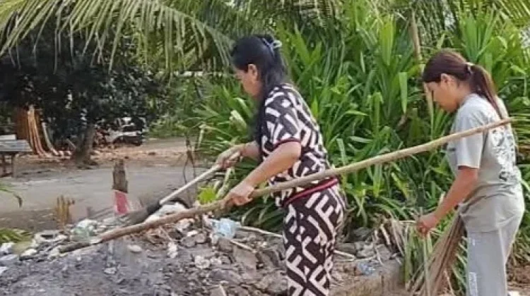 UPTD Puskesmas Batu Optimakan Gerakan Indonesia ASRI Dilingkungan Perkantoran