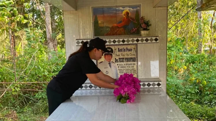 Semarak HUT ke 100 Tahun, Pemdes Wanua Klabat Gelar Ziarah