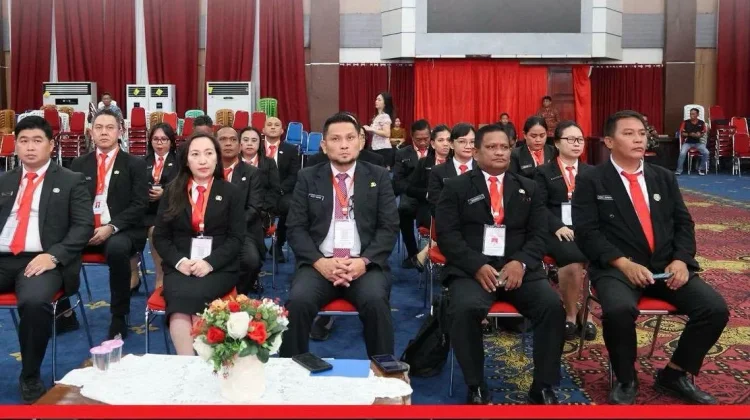 Pelatihan Kepemimpinan Pengawas Pemkot Manado Resmi Ditutup
