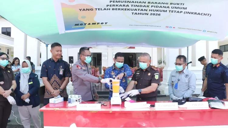 Kapolres Kotamobagu Hadiri Kegiatan Pemusnahan Barang Bukti Inkracht di Kejari