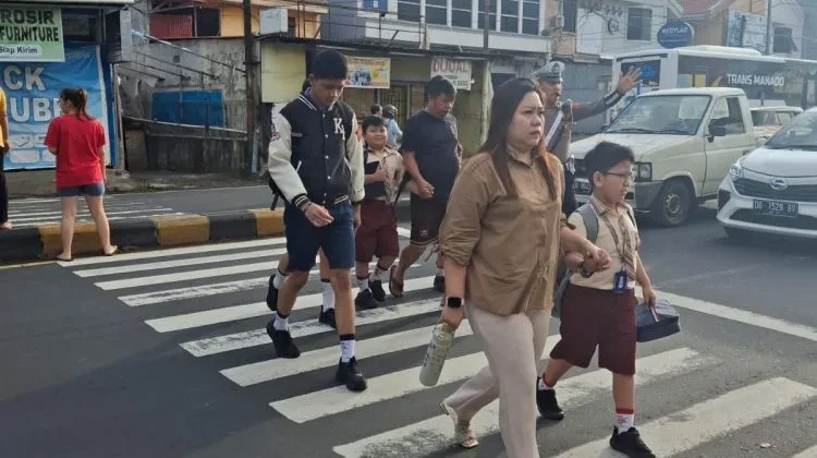Pos Cakalang Pagi Polsek Malalayang, Atur Arus Lalu Lintas Cegah Kemacetan
