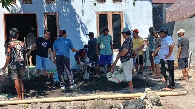Jemaat dan Pelsus GMIM Petra Poopoh Gelar Kerja Bakti