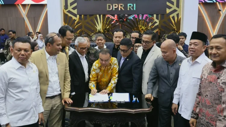Pembahasan Tingkat I RUU Pengaturan Reforma Agraria Disepakati