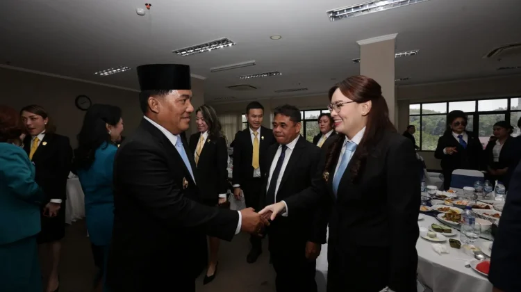 Sendy Rumajar Hadiri Paripurna Istimewa HUT ke-62 Provinsi Sulut