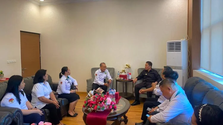 Bupati Wongkar Terima Audiens Kakan Kemenag Minsel