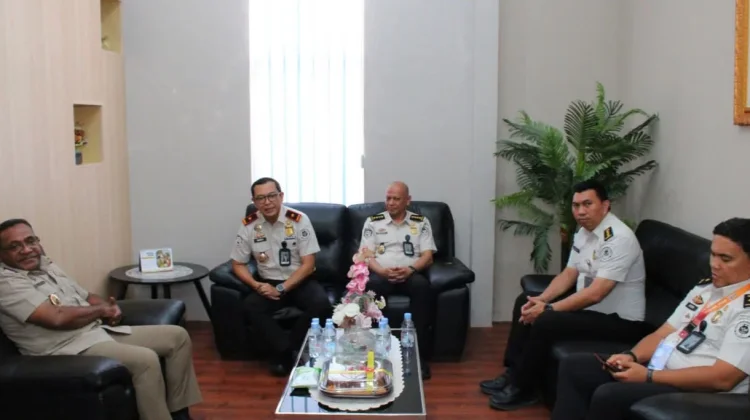 Kakanwil Imigrasi-BPN Sulut Bahas Pengawasan WNA & Kepastian Hukum Aset Negara