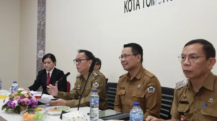 Senduk Hadiri Pembukaan Survei Akreditasi KARS RSUD Anugerah Tomohon