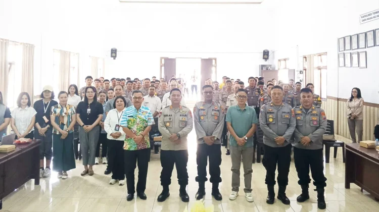 Bhabinkamtibmas Jadi Ujung Tombak Aktivasi IKD di Tomohon